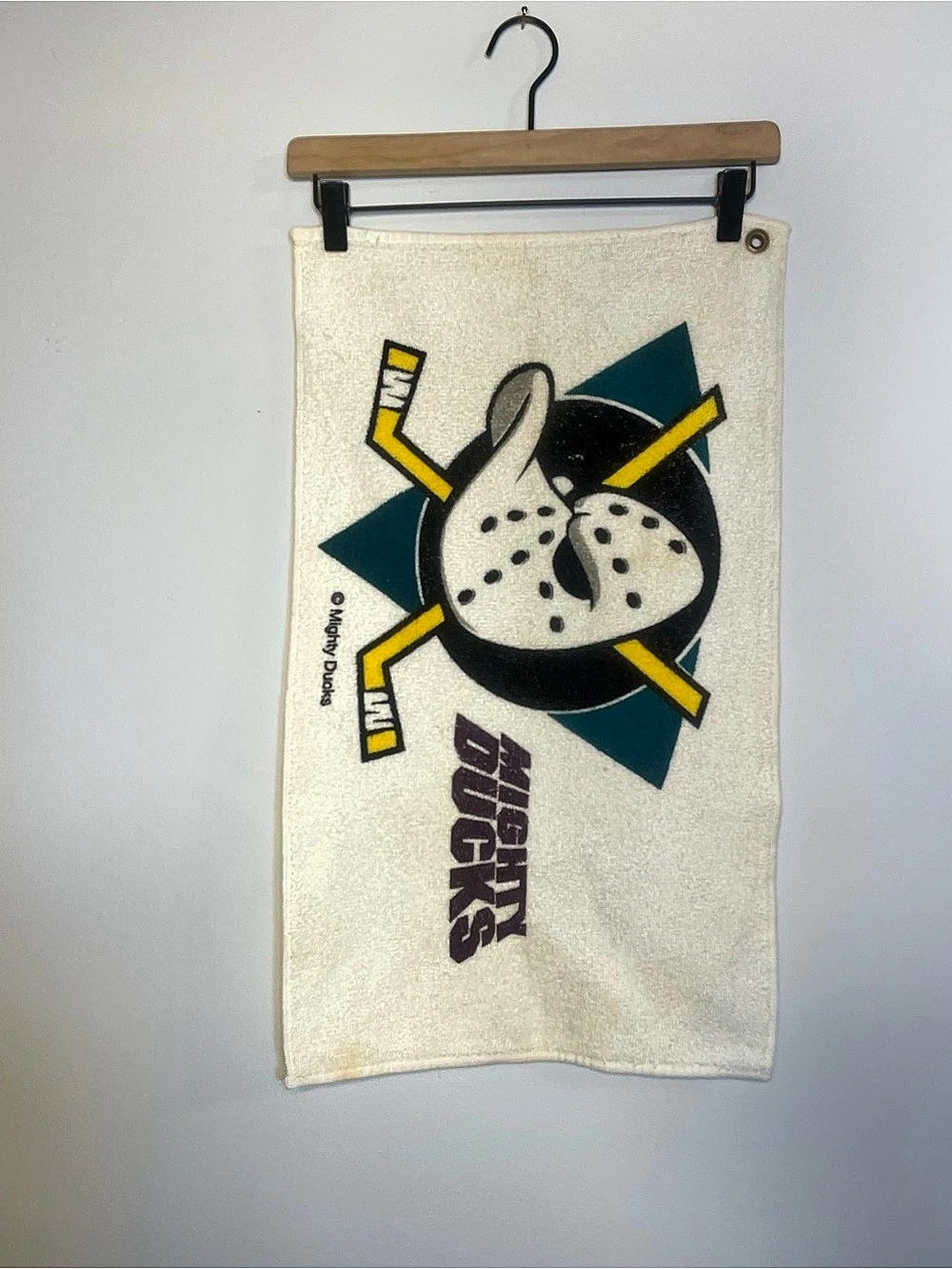 Professional Mighty Ducks Hockey Graphic Bath Towel in Cream & Black